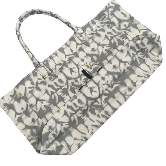 Alo Yoga Tie Dye Shopper Tote Bag - Picture 2 of 7